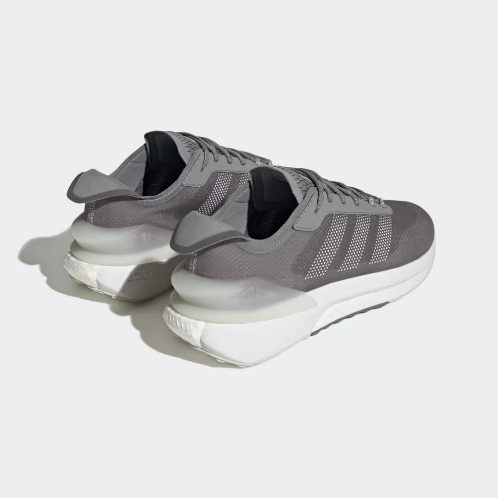 adidas Avryn HP5967 / grau
