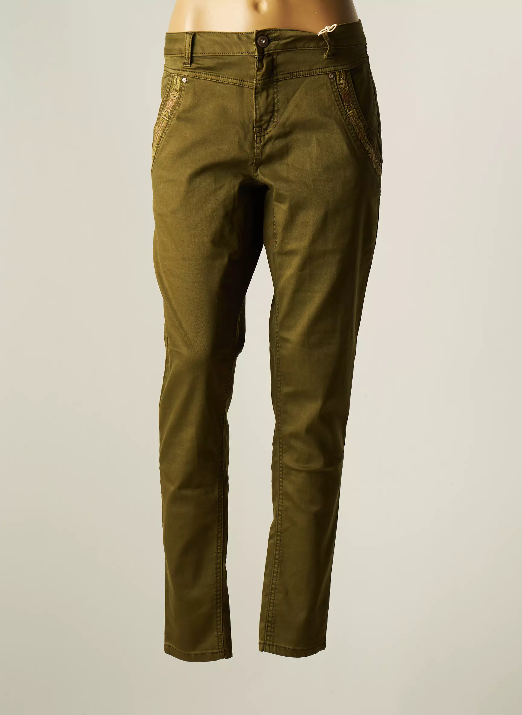 Cream Pantalons Slim Femme couleur vert