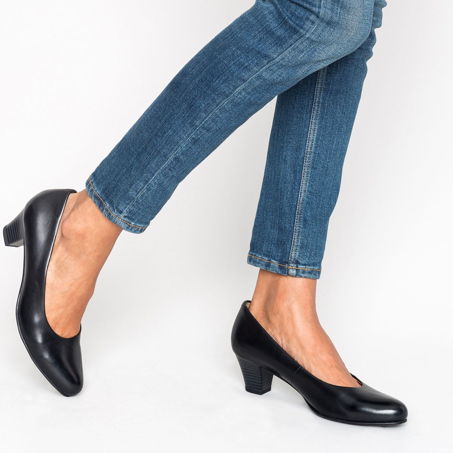Escarpin confort noir en cuir
