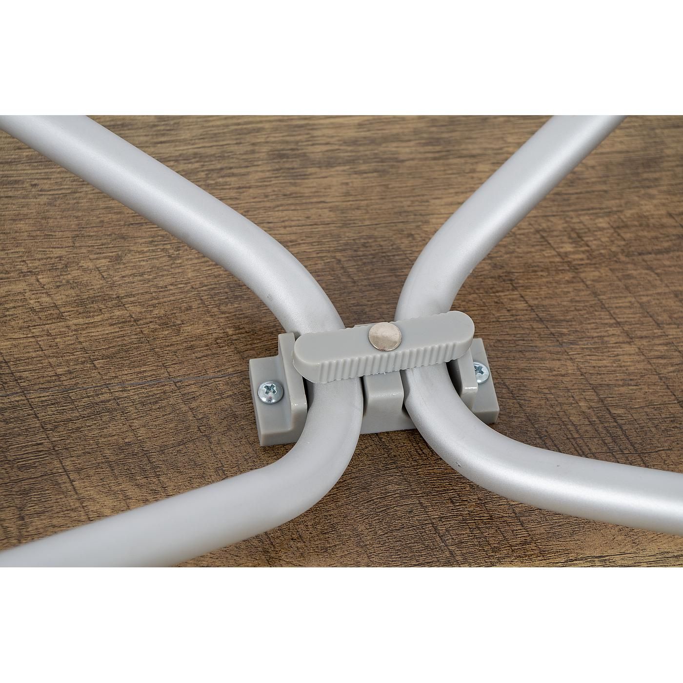 Bo-Camp Feder oval 130 x 90 Tisch