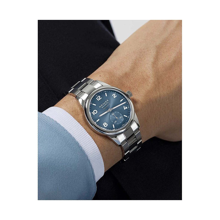 Nomos Glashütte Unisexuhr Club Sport neomatik