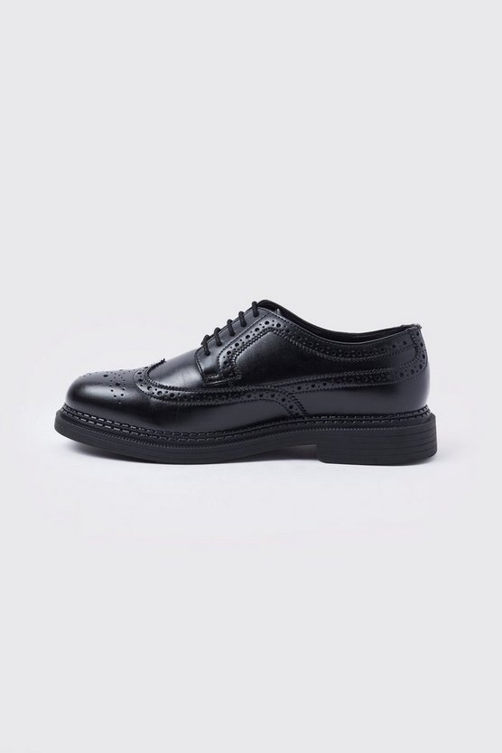 Klassische Kunstleder-Schuhe