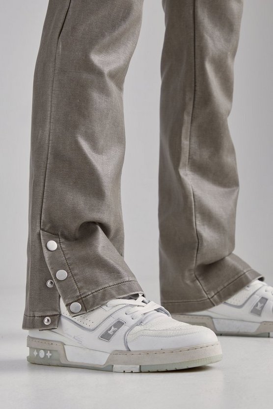 Slim-Fit PU Cargo-Schlaghose
