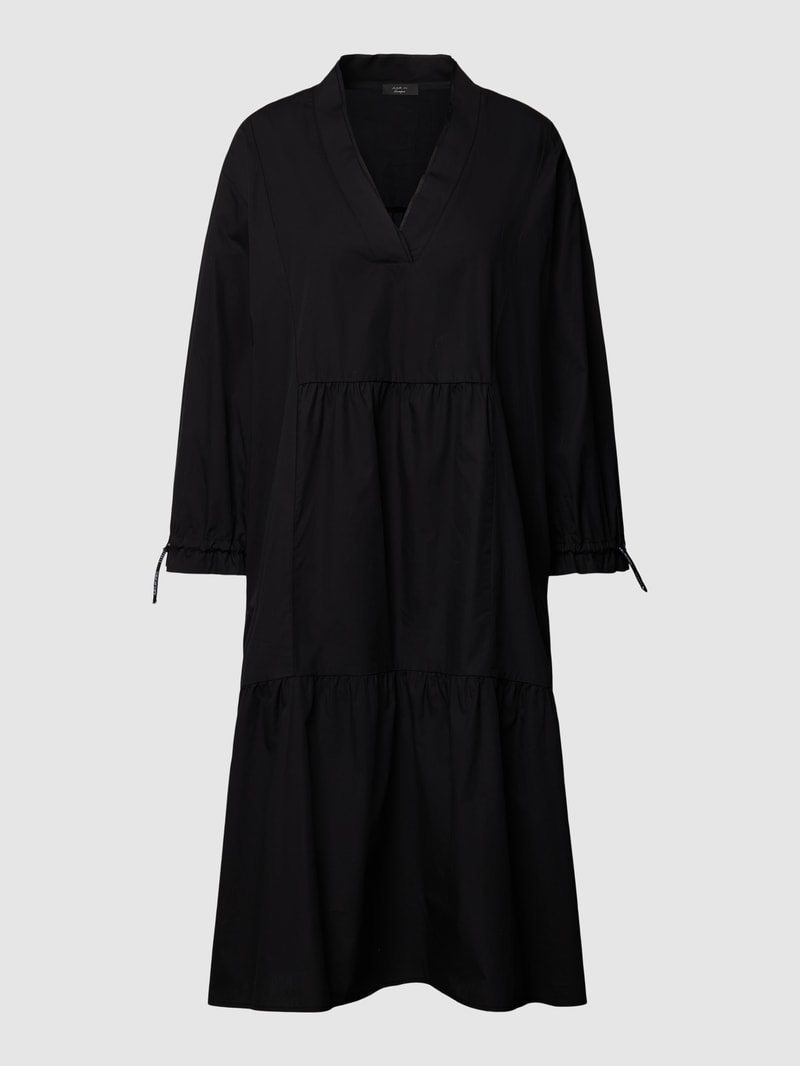 Midikleid mit V-Ausschnitt in black