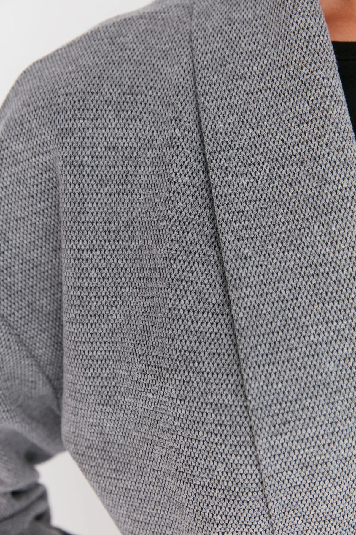 Trendyol Collection  Dunkelgrauer Strick-Morgenmantel aus Baumwoll-Piqué mit Gürtel THMAW23SB00002