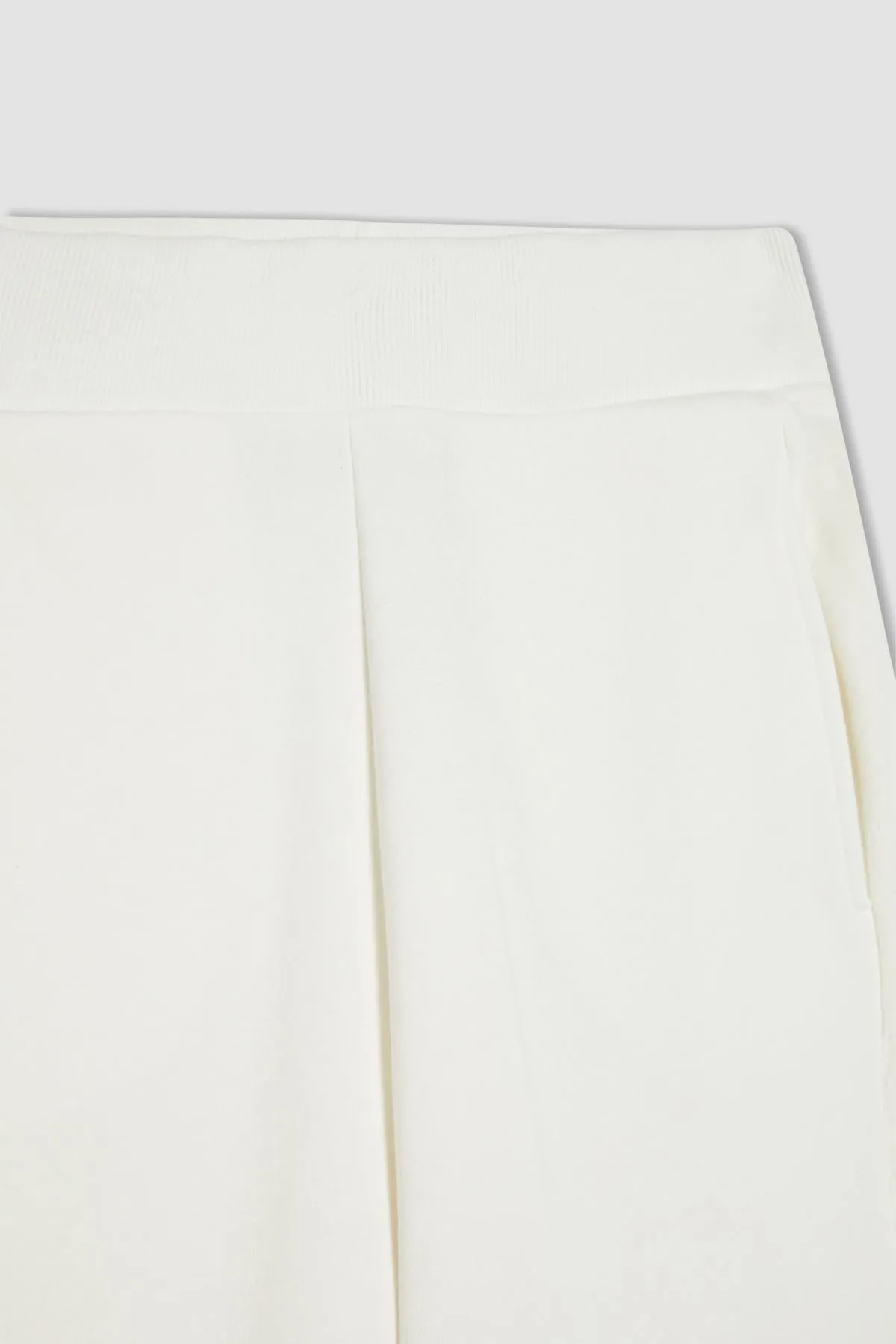 DeFacto  Weite Jogginghose mit weitem Bein und Doppeltaschen - A7155ax23au