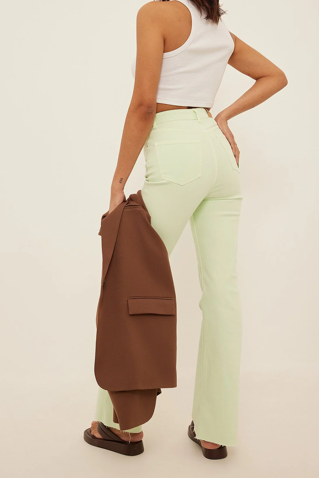 Ausgestellte Jeans mit hoher Taille
