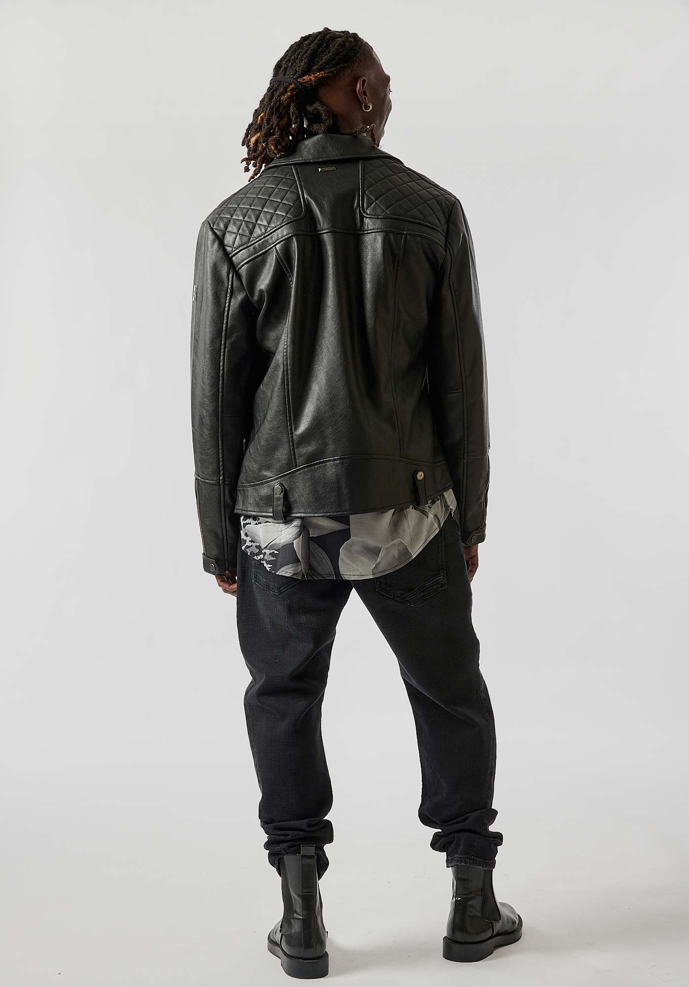 VAIK   Veste noire homme