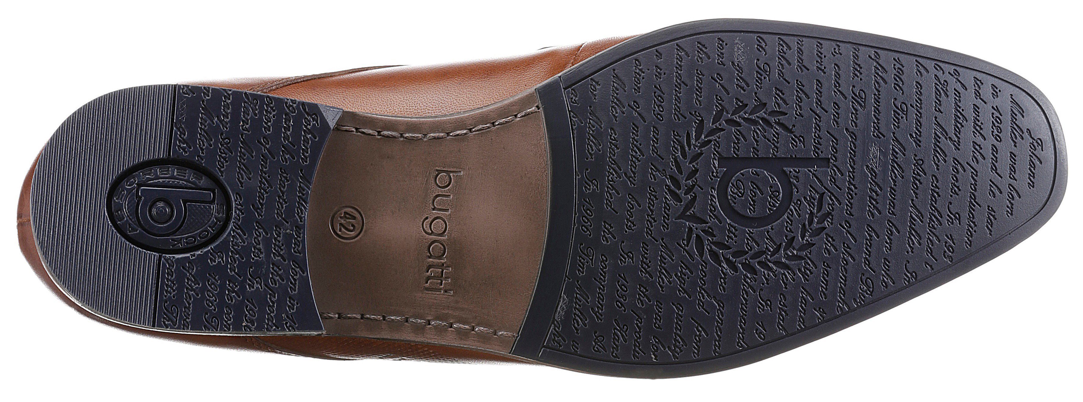 bugatti Schnürschuh mit seitlicher Logoprägung
