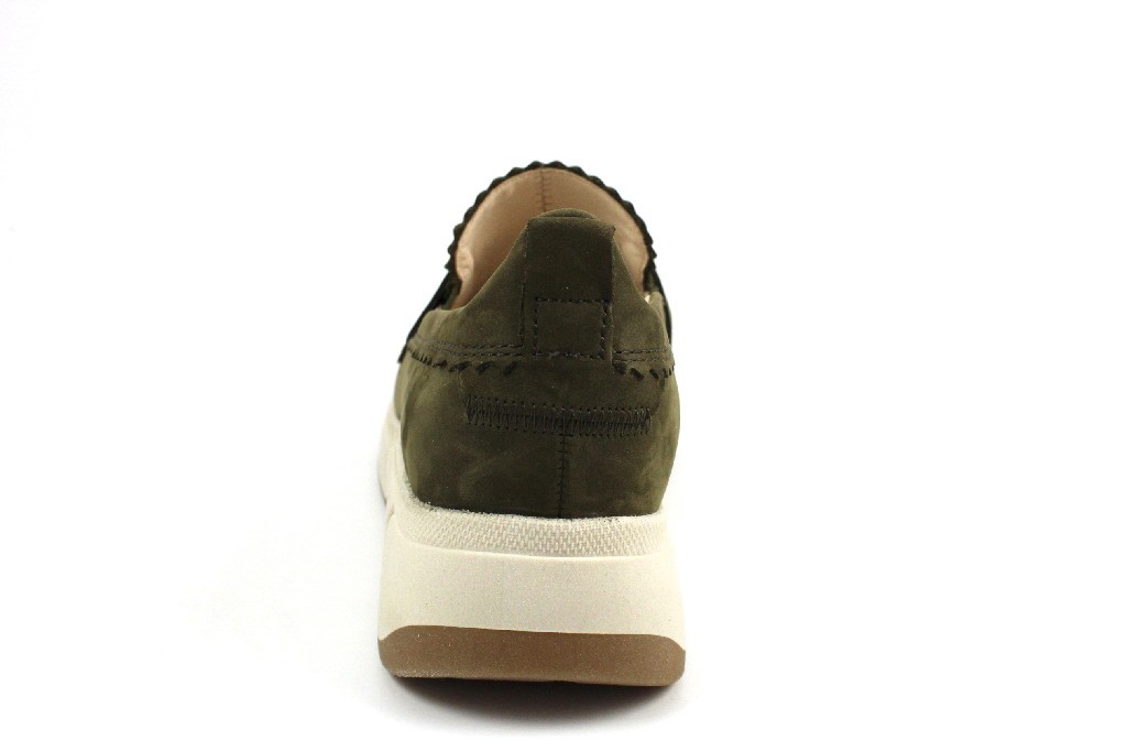 GABOR Sportliche Slipper grün