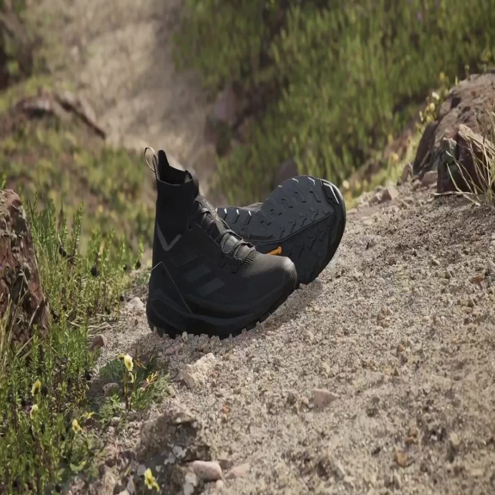 adidas Free Hiker IE7645 / schwarz