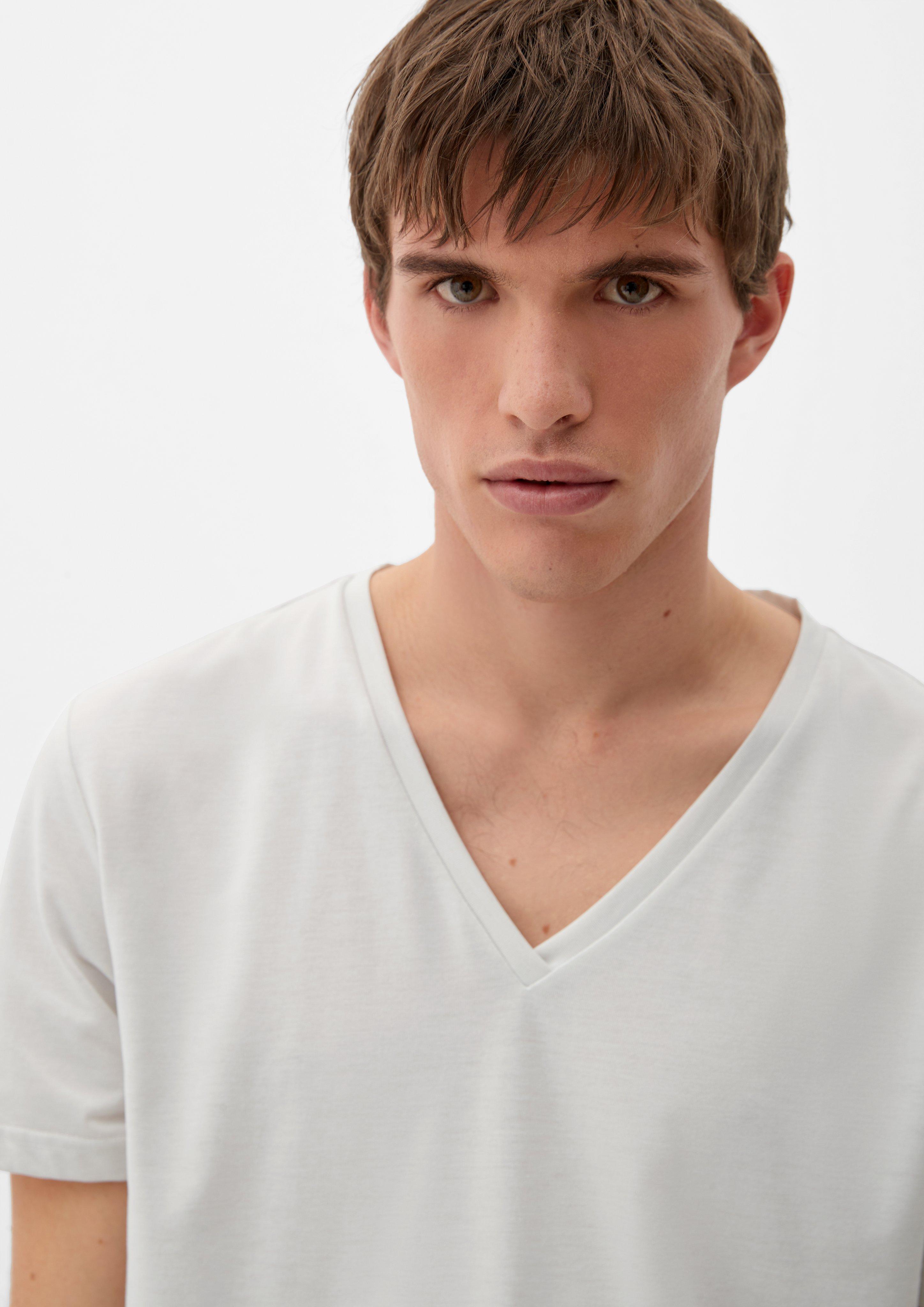 T-Shirt mit V-Ausschnitt  2127251-90W0