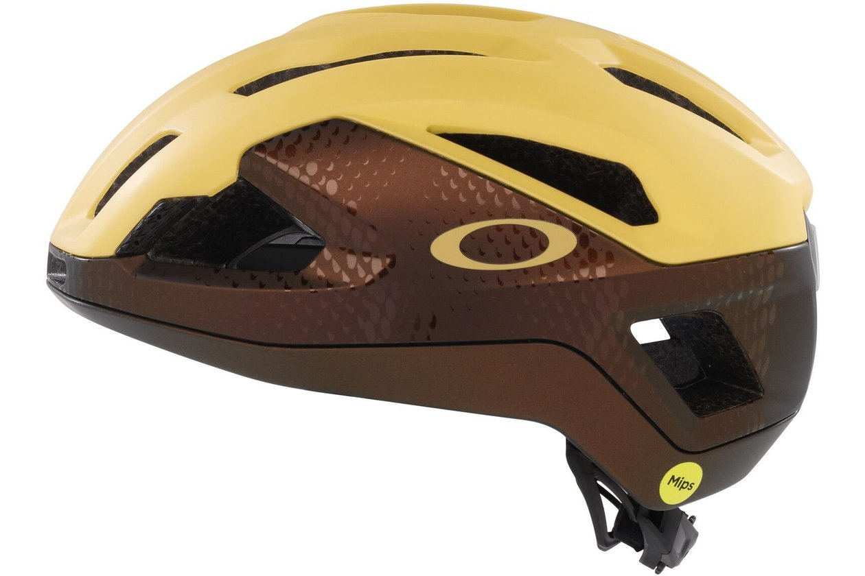 Oakley ARO3 Endurance