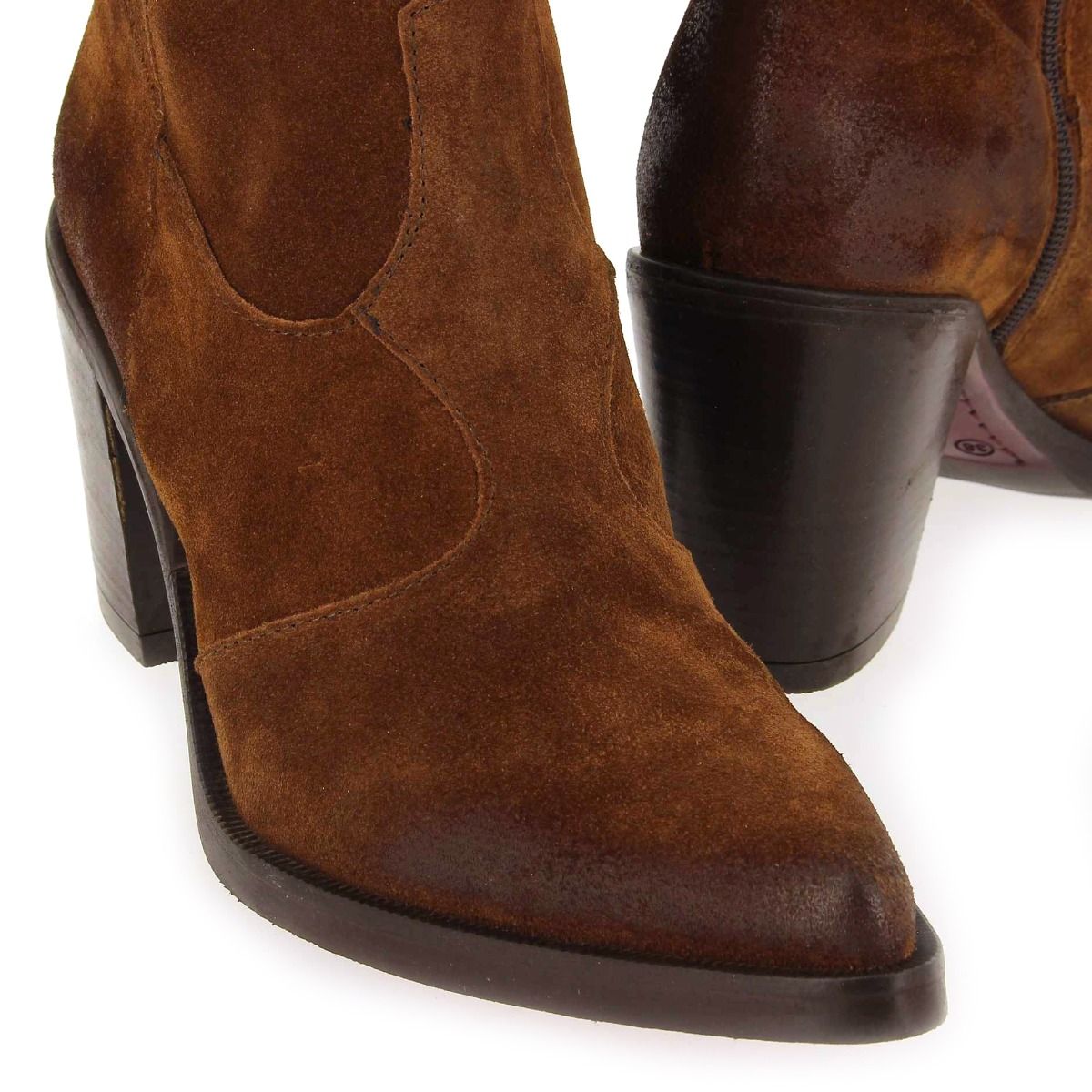 Emanuele Crasto   5023 - Camel