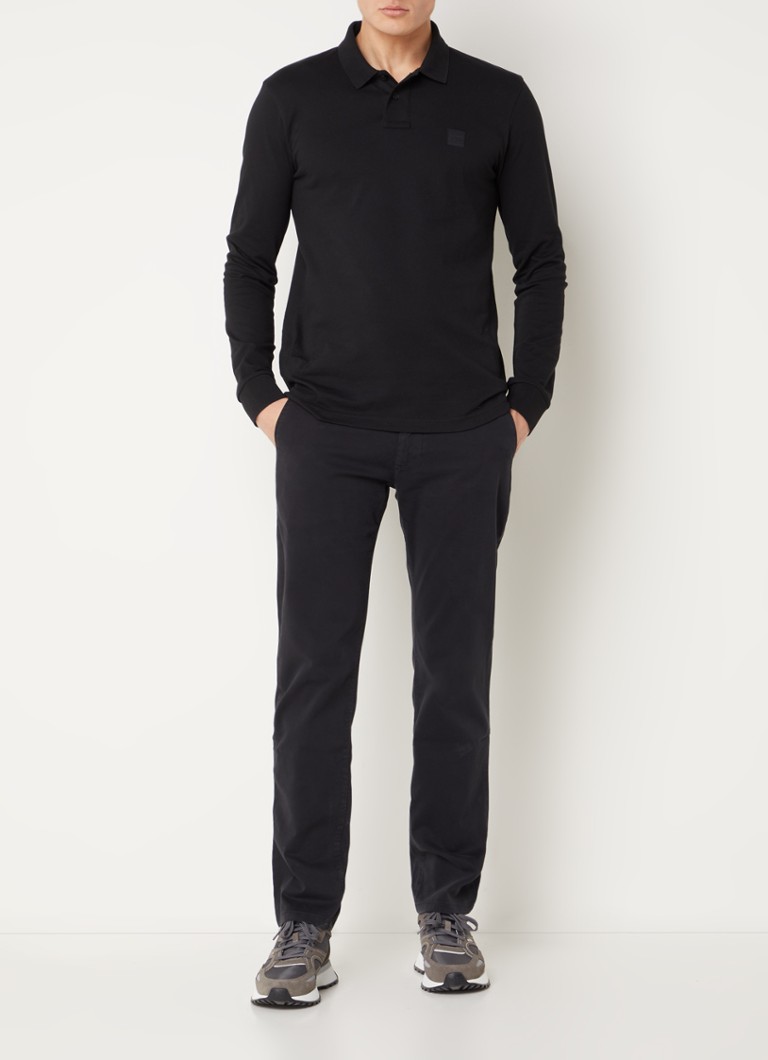 Pantaloni chino slim fit z kolekcji Hugo Boss