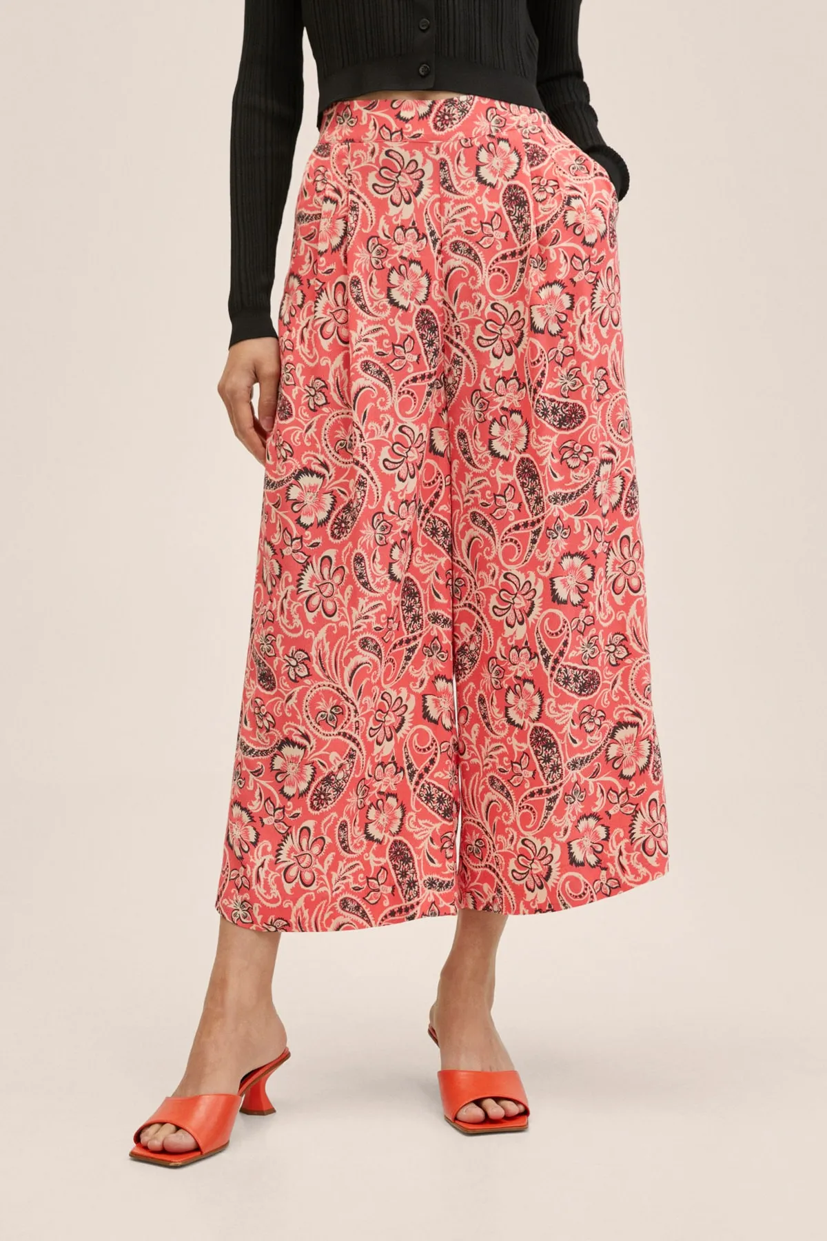MANGO  Rote Damenhose 27008633