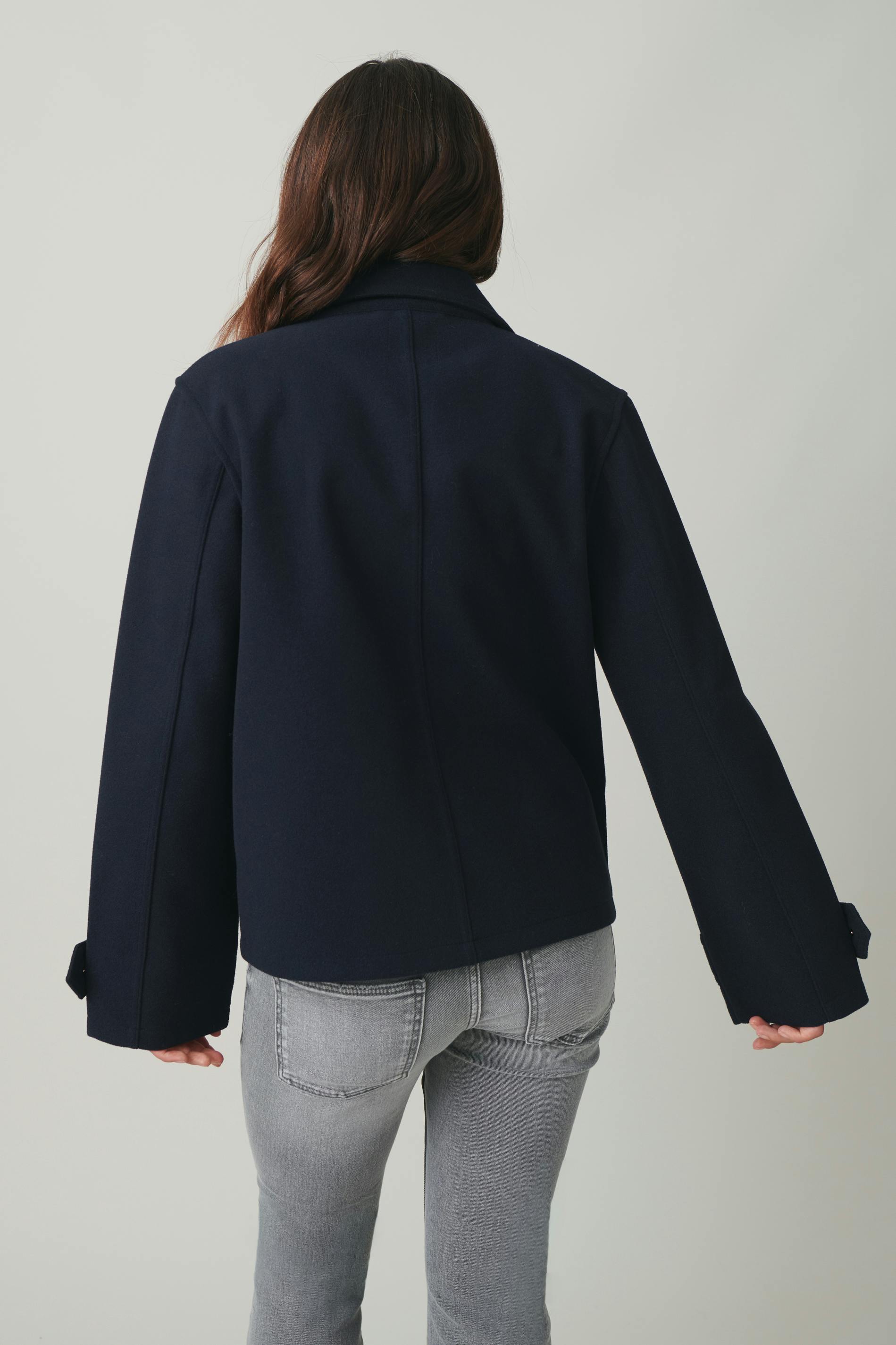 Y felt jacket