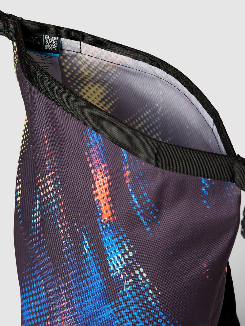 Rucksack mit Label-Patch in schwarz