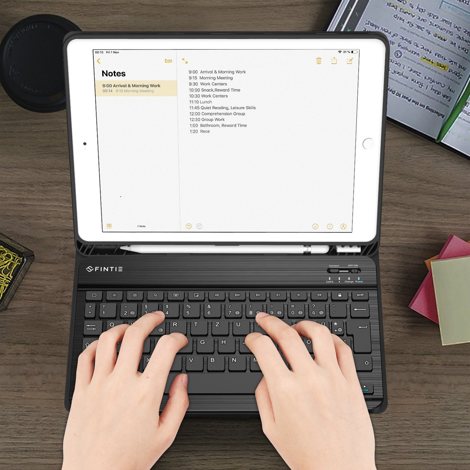 Fintie Tablet-Hülle Tastatur Hülle für iPad 10.2 Zoll (9/ 8/ 7 Generation - 2021/2020/2019), Soft TPU Rückseite Gehäuse Schutzhülle mit Pencil Halter, magnetisch Abnehmbarer Tastatur mit QWERTZ Layout