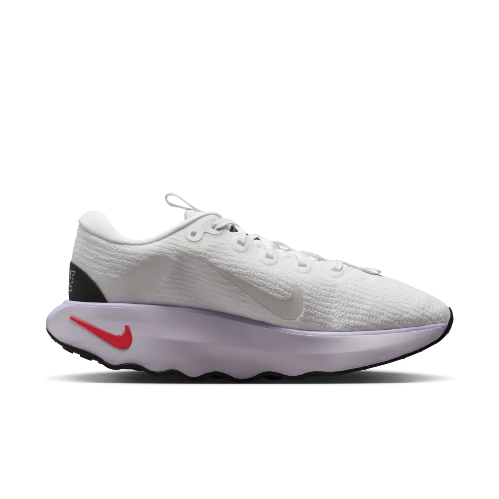 Nike Motiva Walking DV1238-101 / weiss