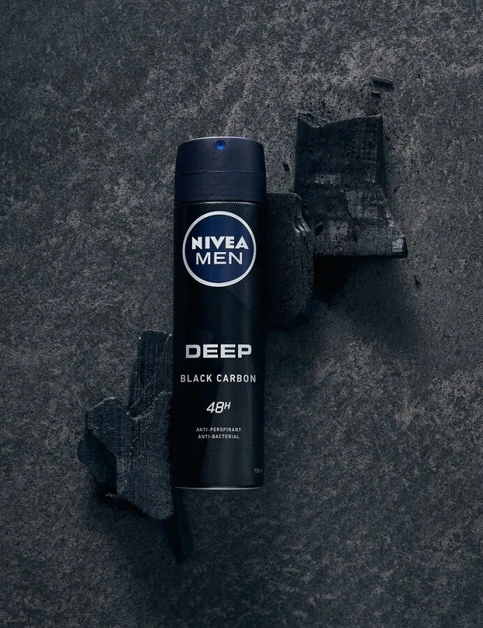 Nivea Men Deep antiperspirant sprej za muškarce