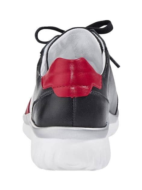 Schnürschuh