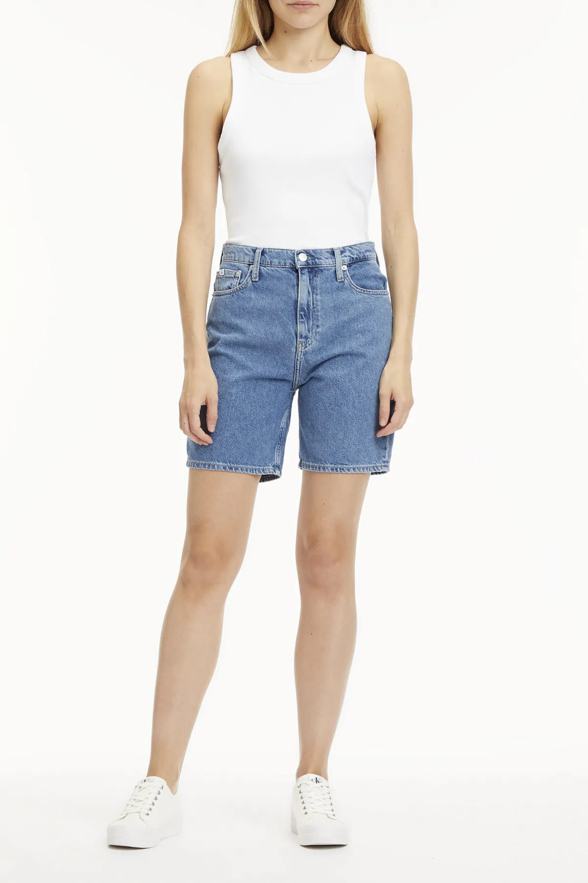 Calvin Klein Jeans  Hohe Taille, normale blaue Damen-Shorts J20j2211811a4