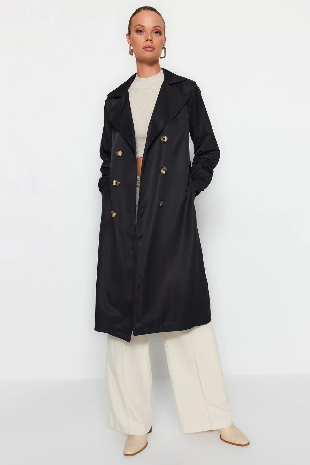 Trendyol Collection  Schwarzer, wasserabweisender, langer Trenchcoat mit Gürtel TWOAW24TR00003