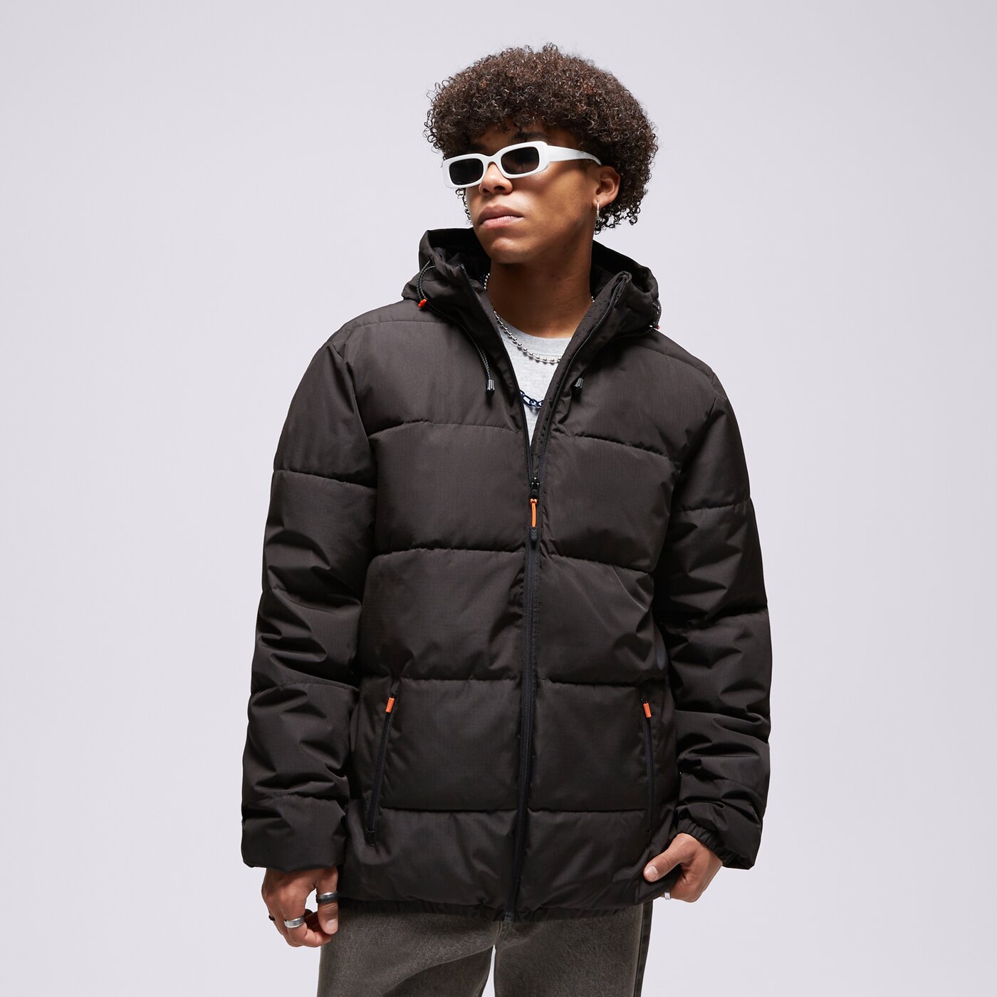 CONFRONT JACKE ESSENTIAL JACKET BLACK Schwarz
