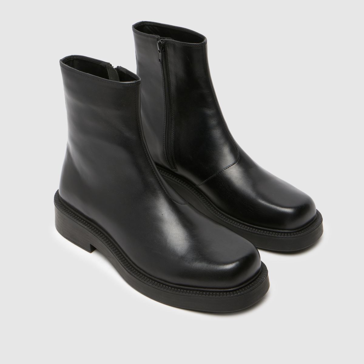 Schuh Dexton bőr csizma fekete színben