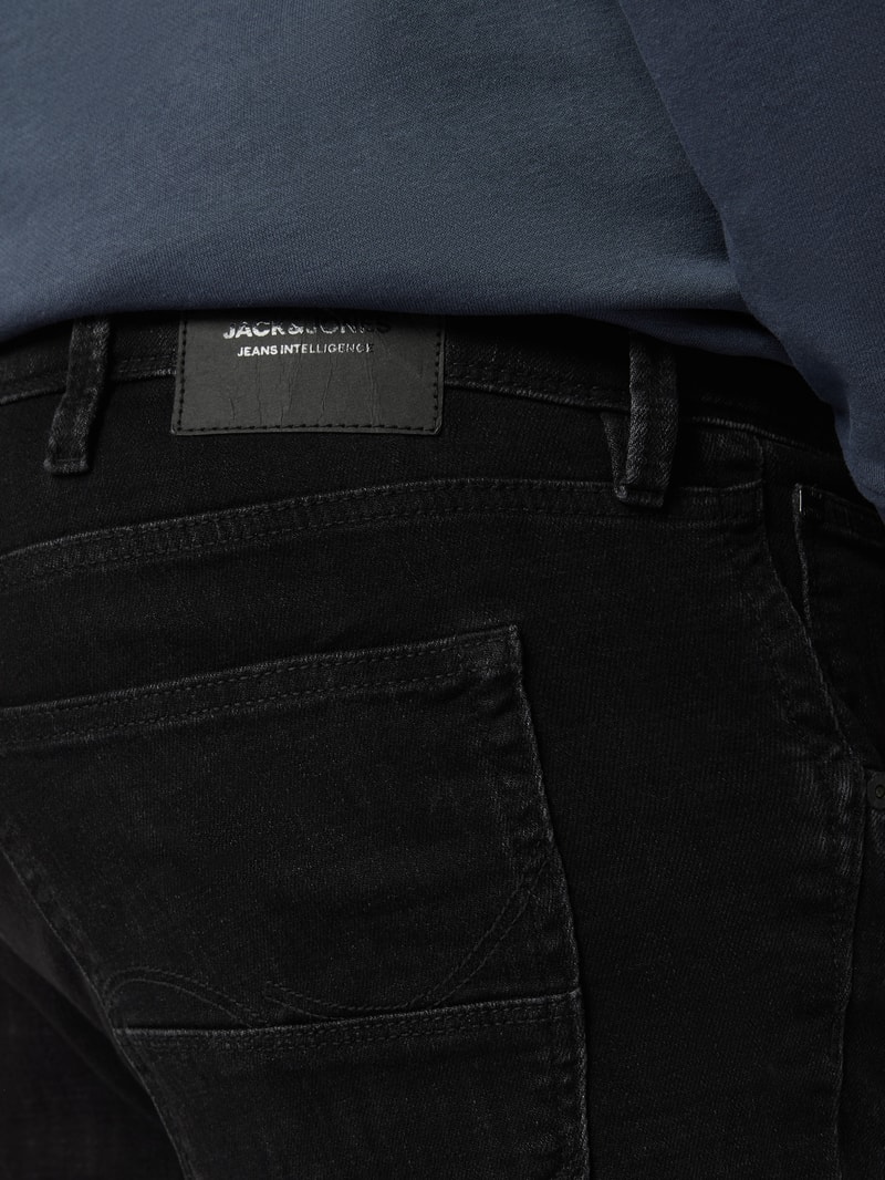 PLUS SIZE Slim Fit Jeans mit Stretch-Anteil in schwarz