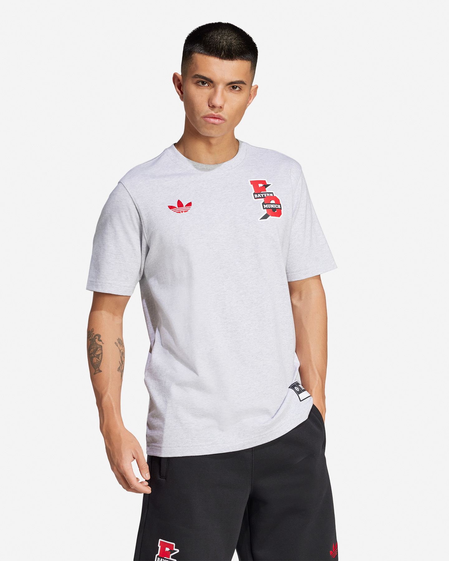 Oficiálne futbalové oblečenie Adidas Bayern Mníchov OG Vrct M JL6112