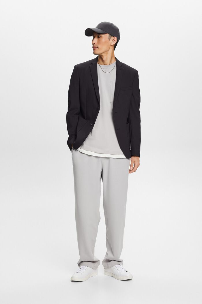 Jogger mit geradem Bein
