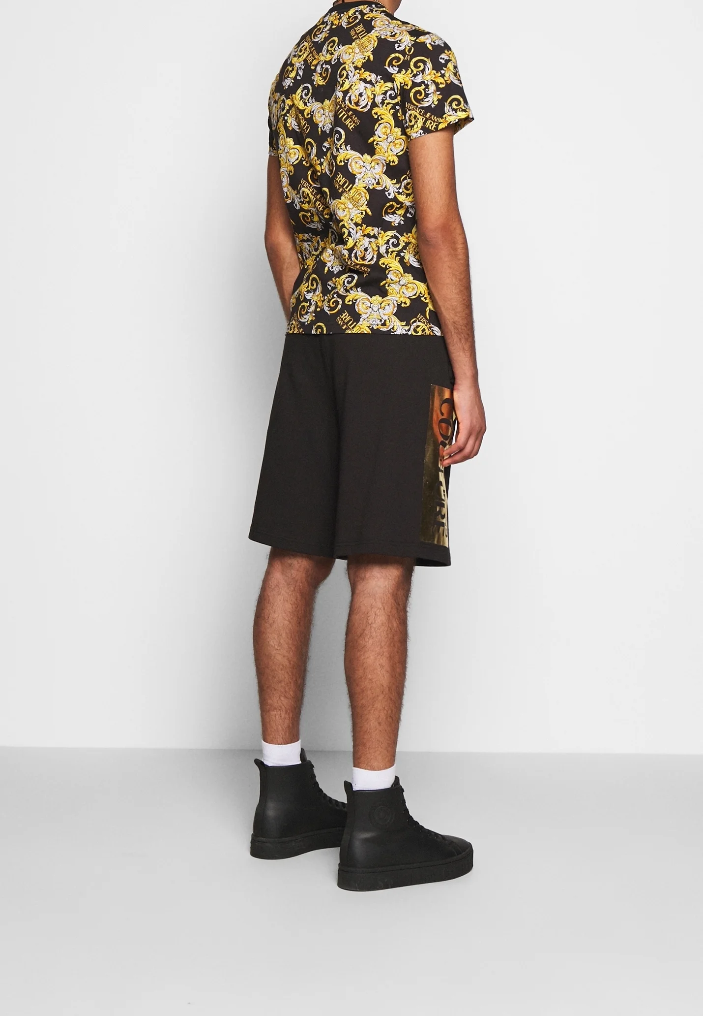 Camiseta con estampado de Versace Jeans Couture