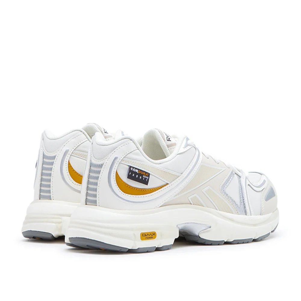 Reebok Premier Road Plus VI HP2473 / weiss