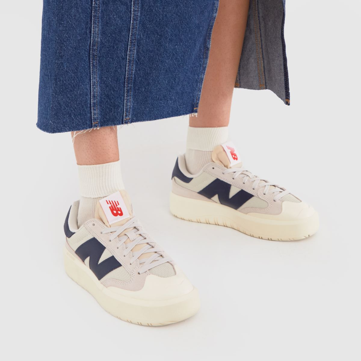 New Balance ct302 träningsskor i grått och marinblått