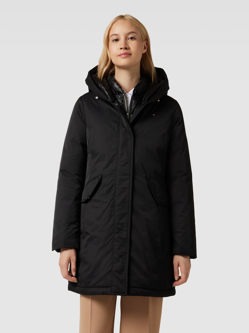 Funktionsjacke mit Kapuze in schwarz