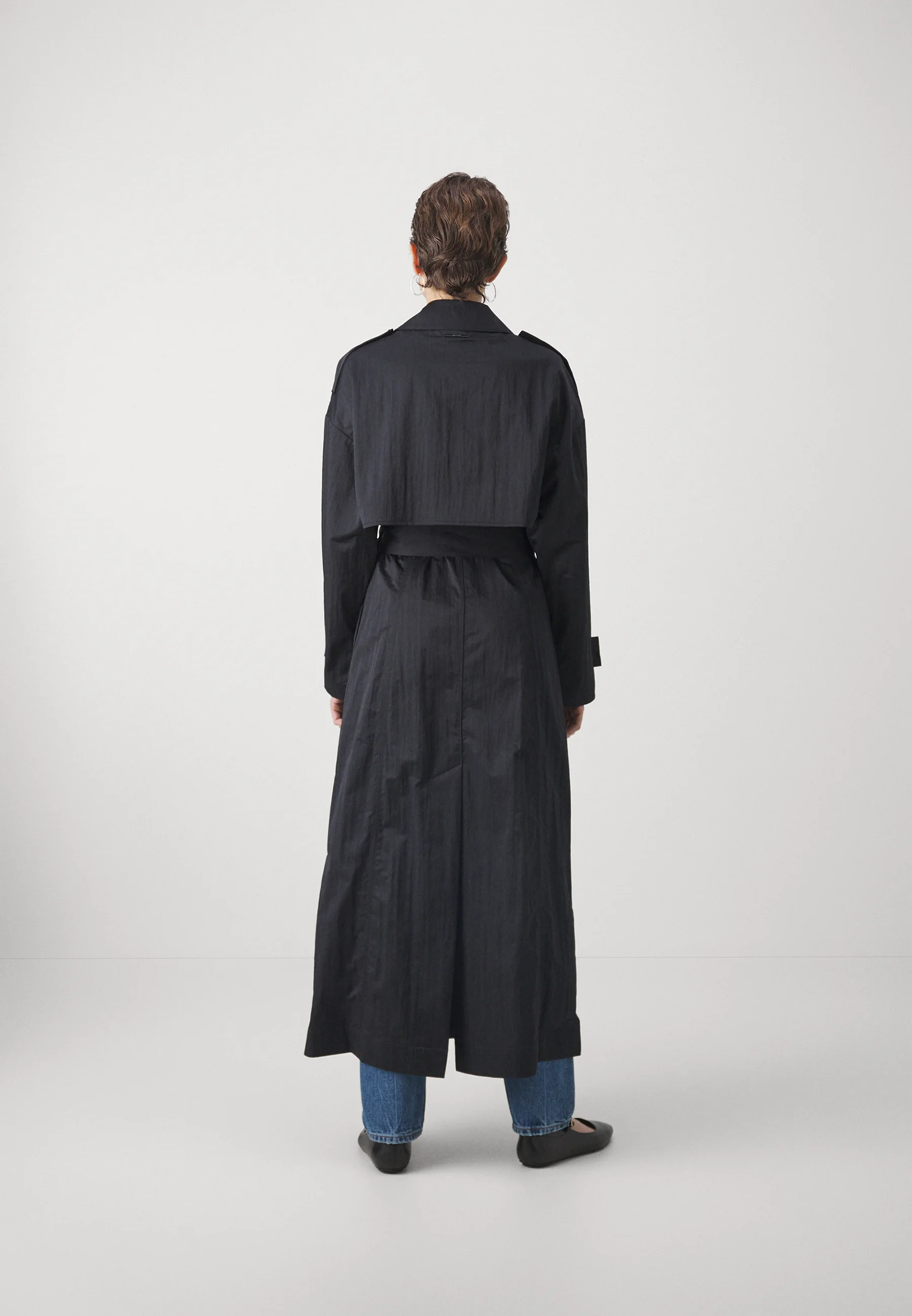 Gabardina Calvin Klein