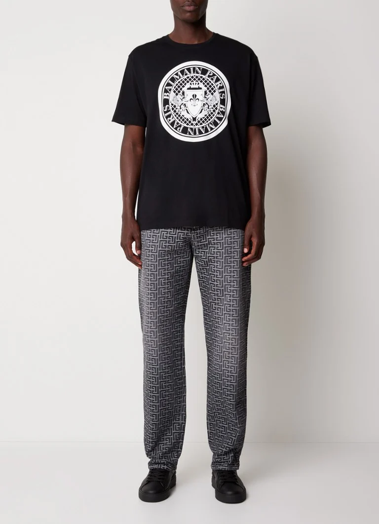Jeansy Balmain o prostych nogawkach z żakardowym nadrukiem z logo.