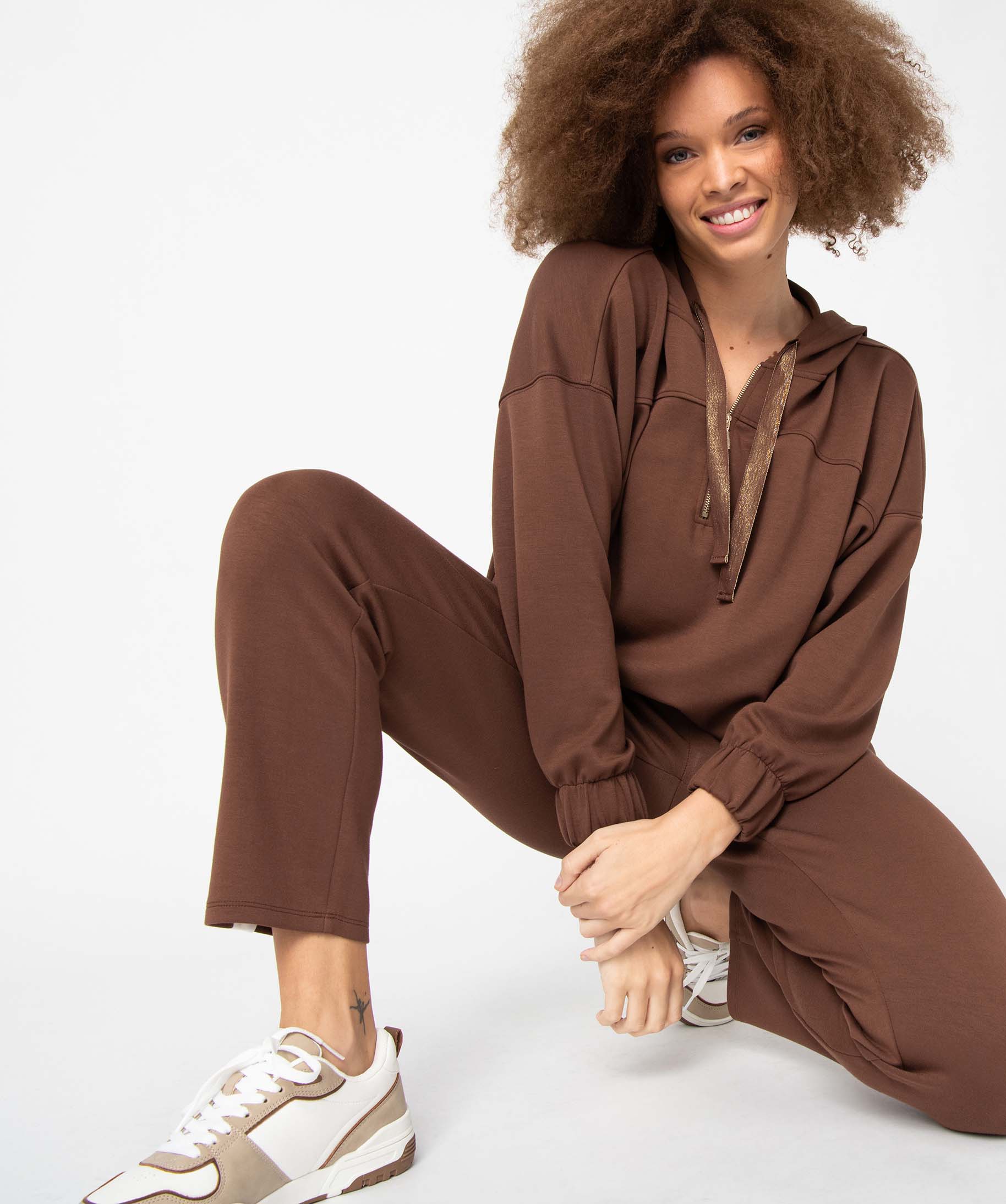 Sweat femme court avec capuche marron | GEMO