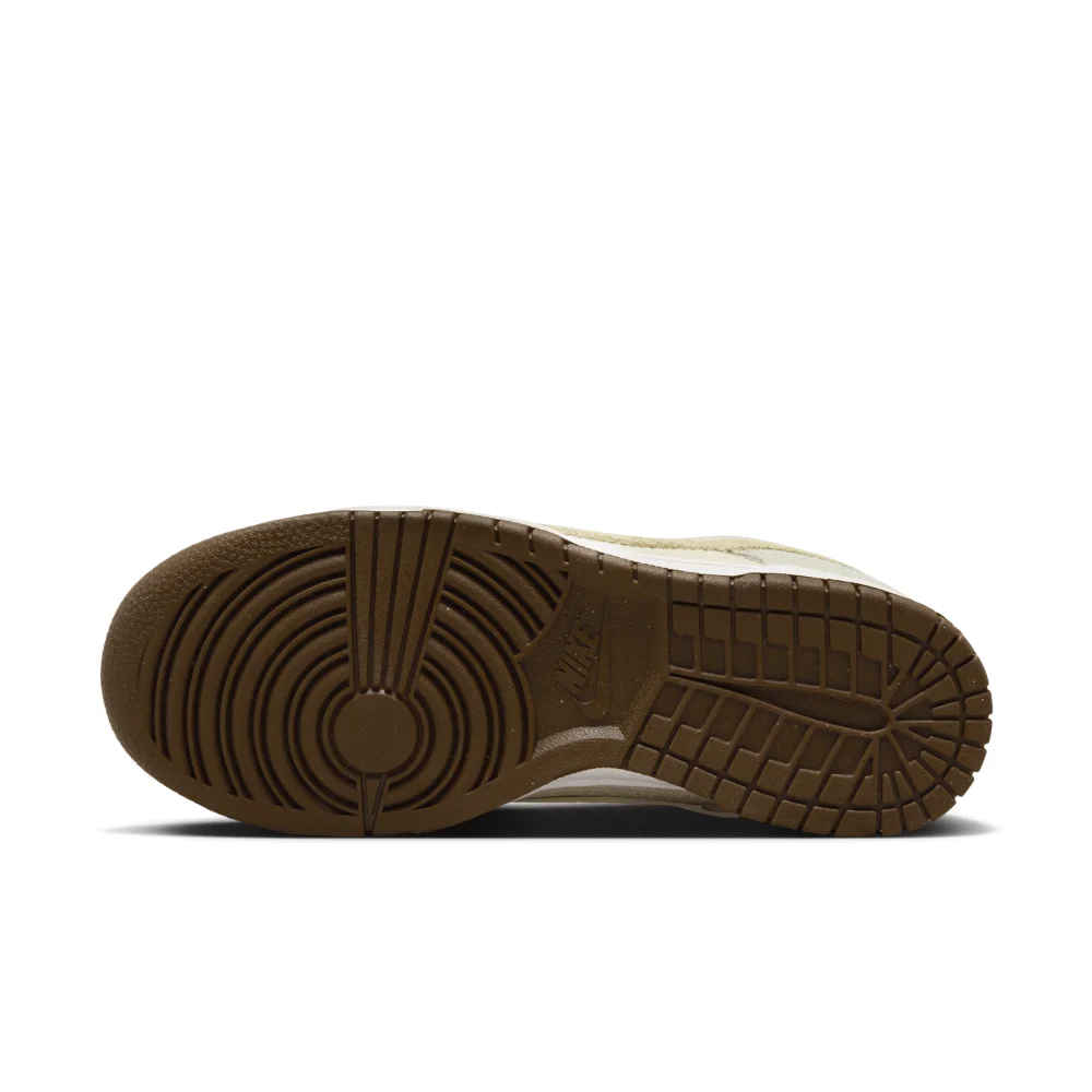 Nike Dunk Low WMNS FN7774-001 / weiss