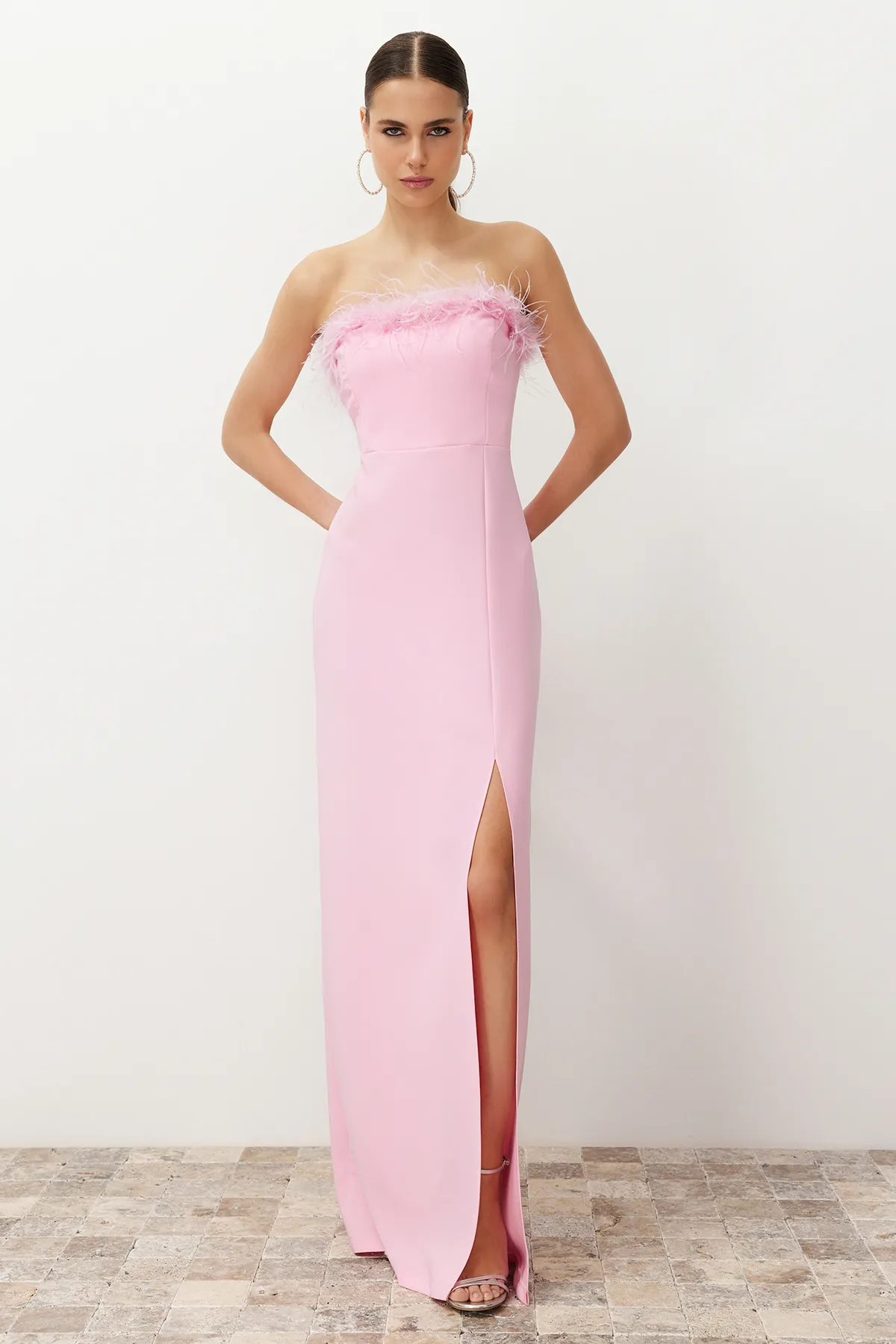 Trendyol Collection  Hellrosa durchbrochen gewebtes Abendkleid - TPRSS22AE0095