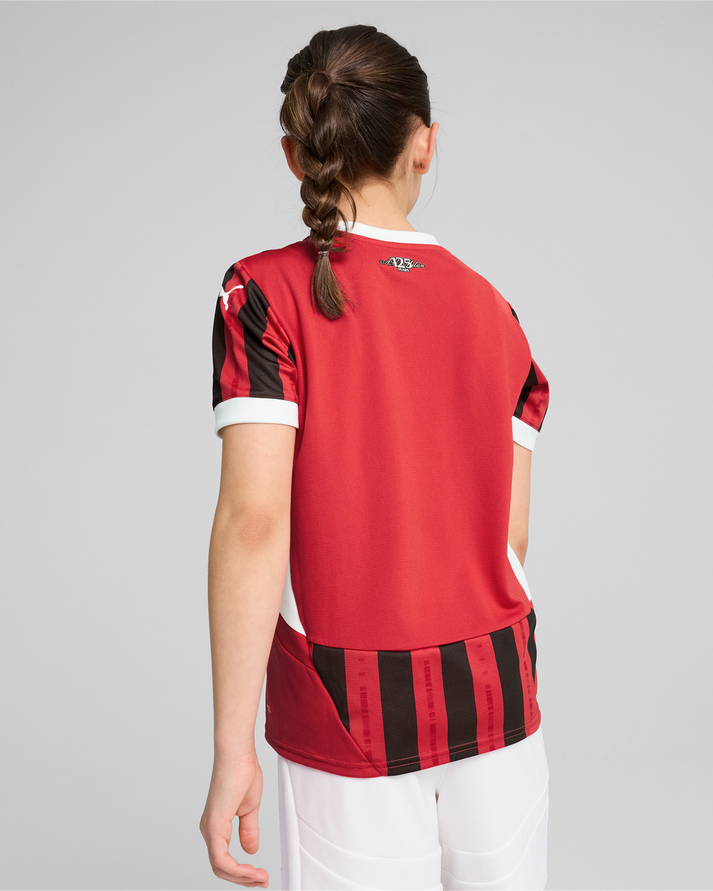 Oficiálny futbalový dres Puma Milan Home 24-25 Jr 774984-01