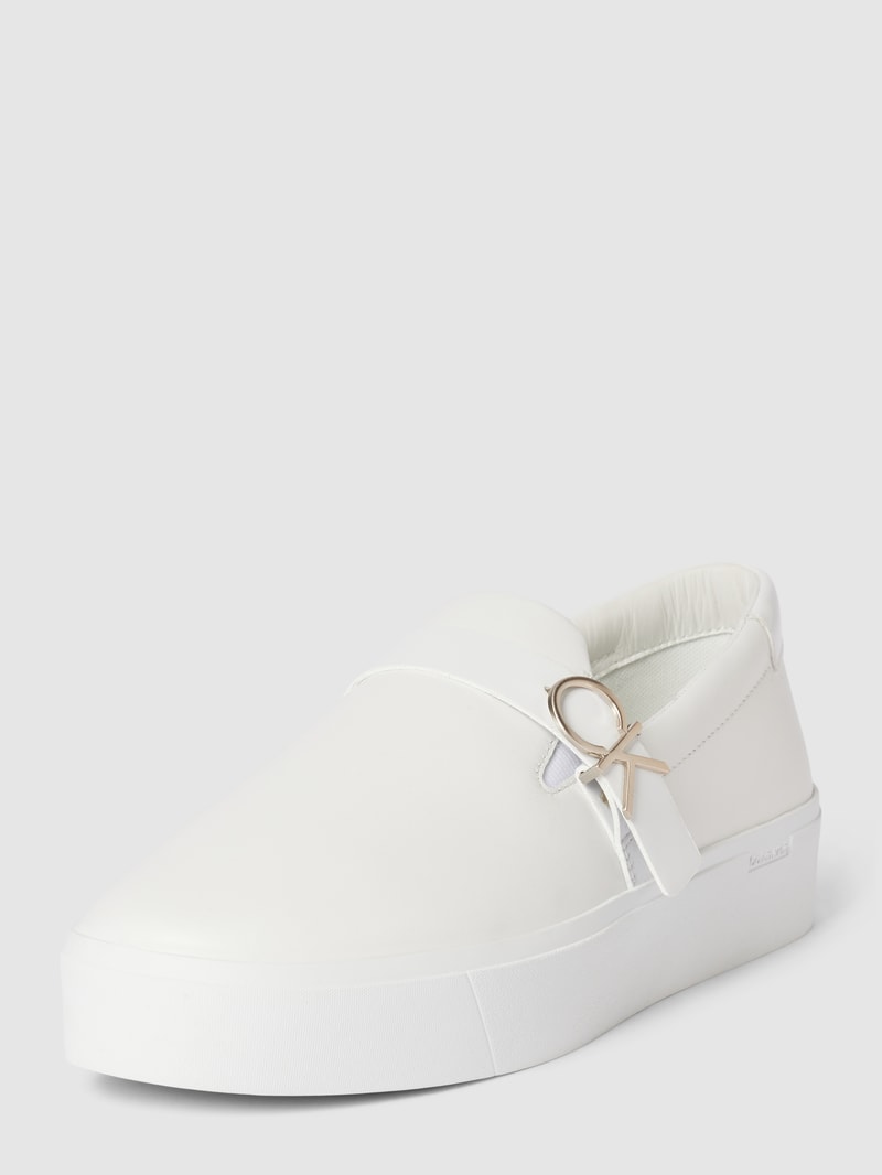 Slip-on-Sneaker aus Leder in weiß