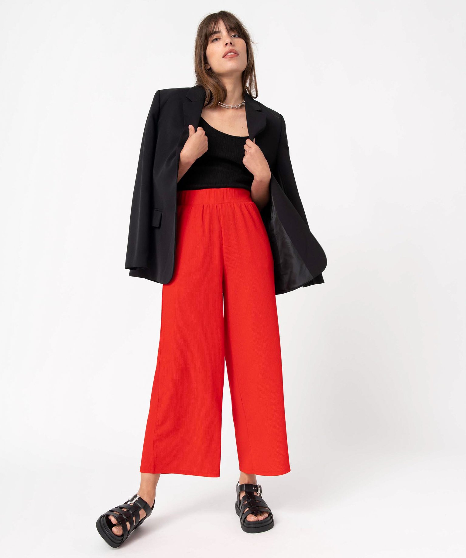 Pantacourt femme ample en maille texturée extensible rouge | GEMO