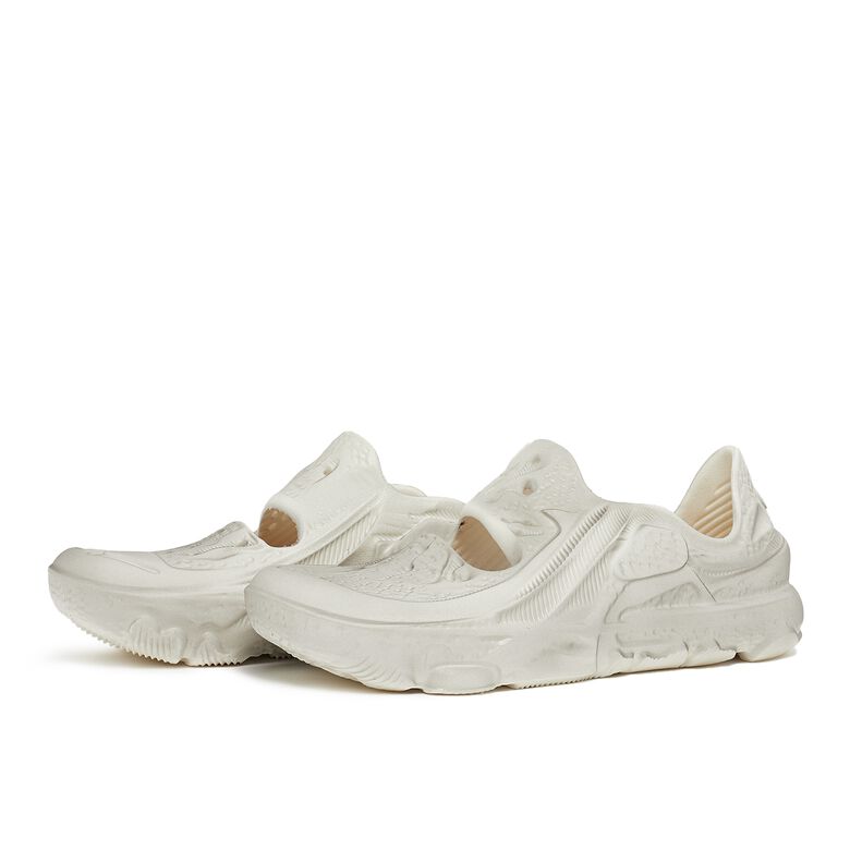 NIKE Ispa Universal natural/black