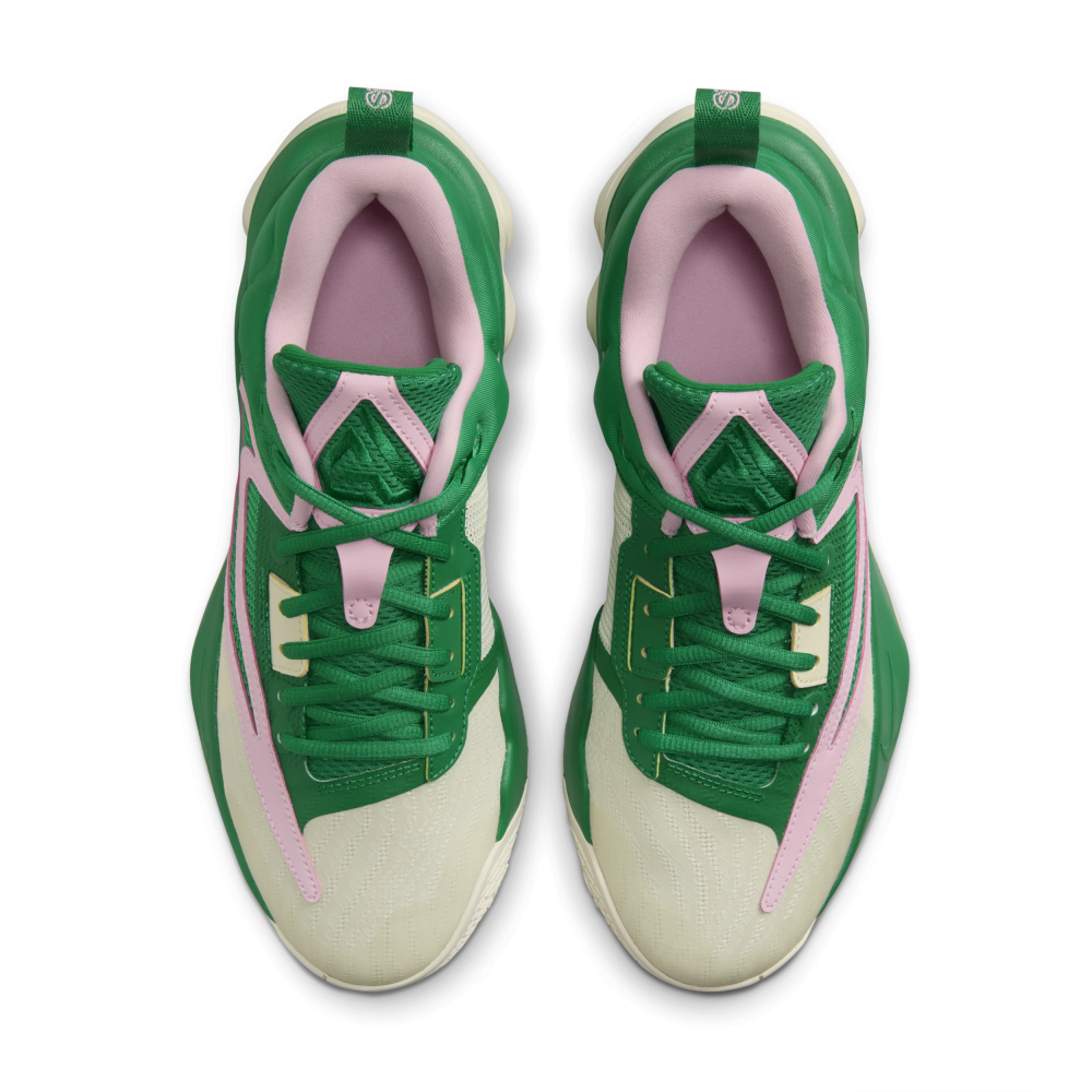Nike Giannis Immortality 3 DZ7533-300 / grün