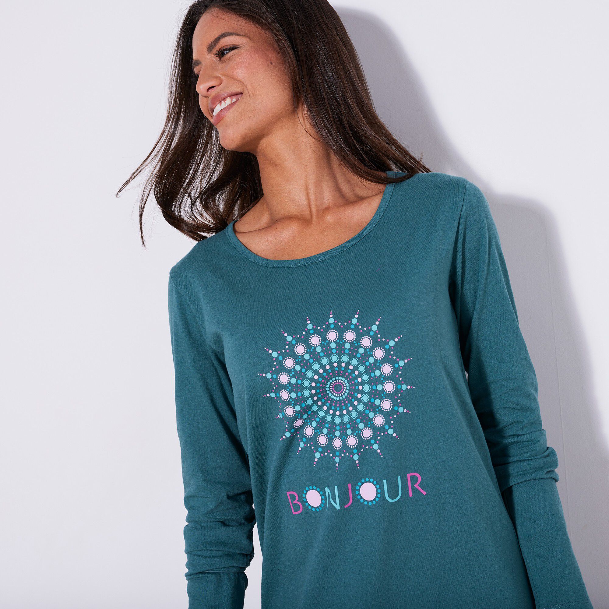 Chemise de nuit longue manches longues imprimée « bonjour »