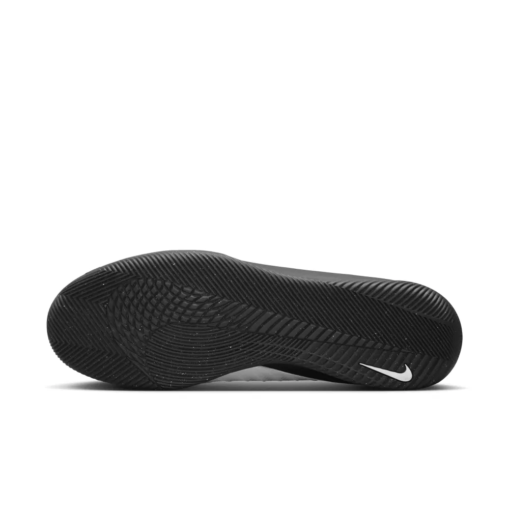 Nike Phantom GX Club IC Low FJ2568-100 / weiss
