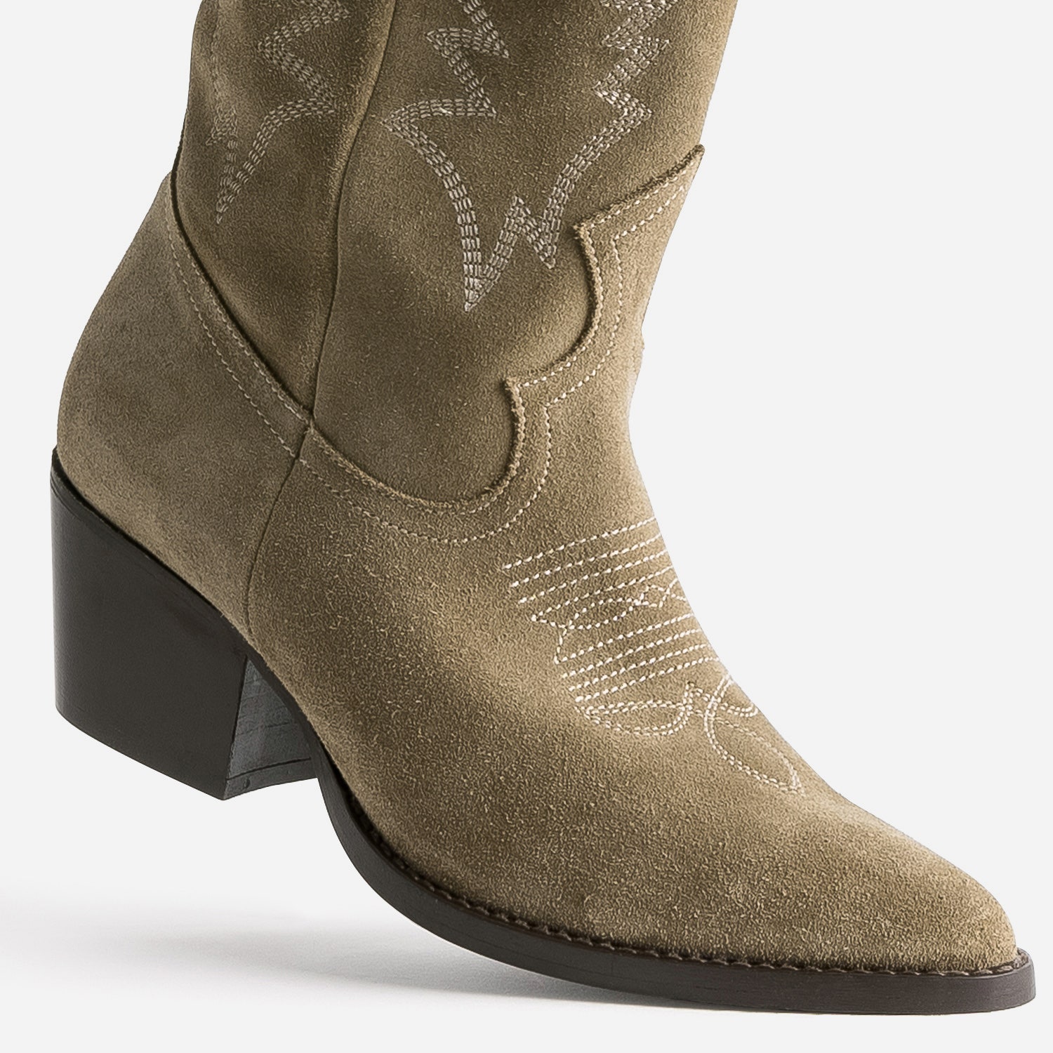 Botte taupe cuir velours éco-conçue esprit santiag